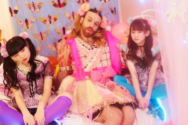 ladybaby-renge-chance-artwork-details-07-600x400