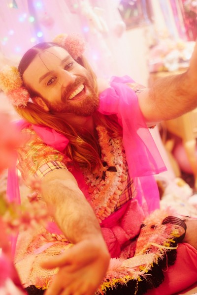 ladybaby-renge-chance-artwork-details-08-400x600