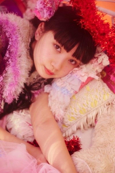 ladybaby-renge-chance-artwork-details-10-400x600